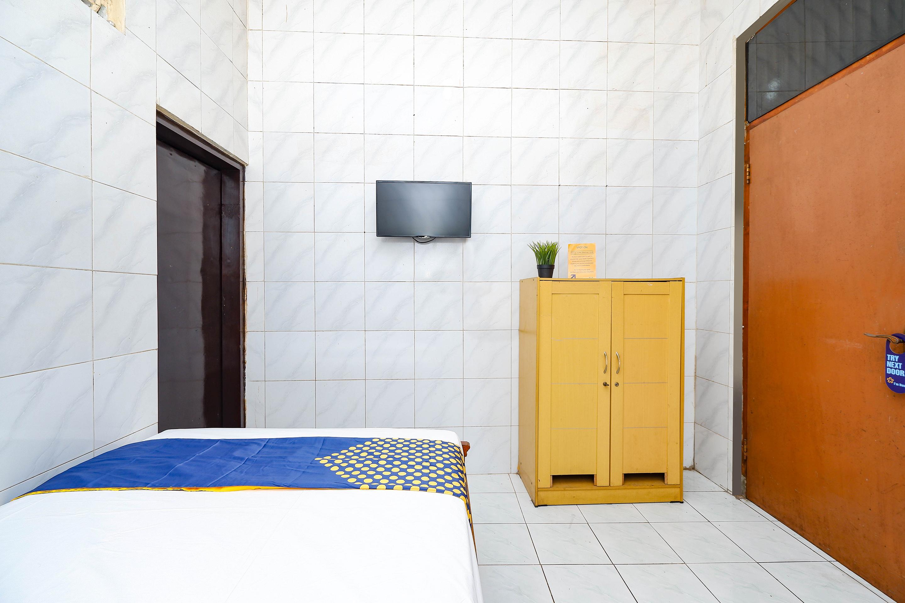 Spot On 2011 Hotel Mekar Sari Surakarta  Экстерьер фото