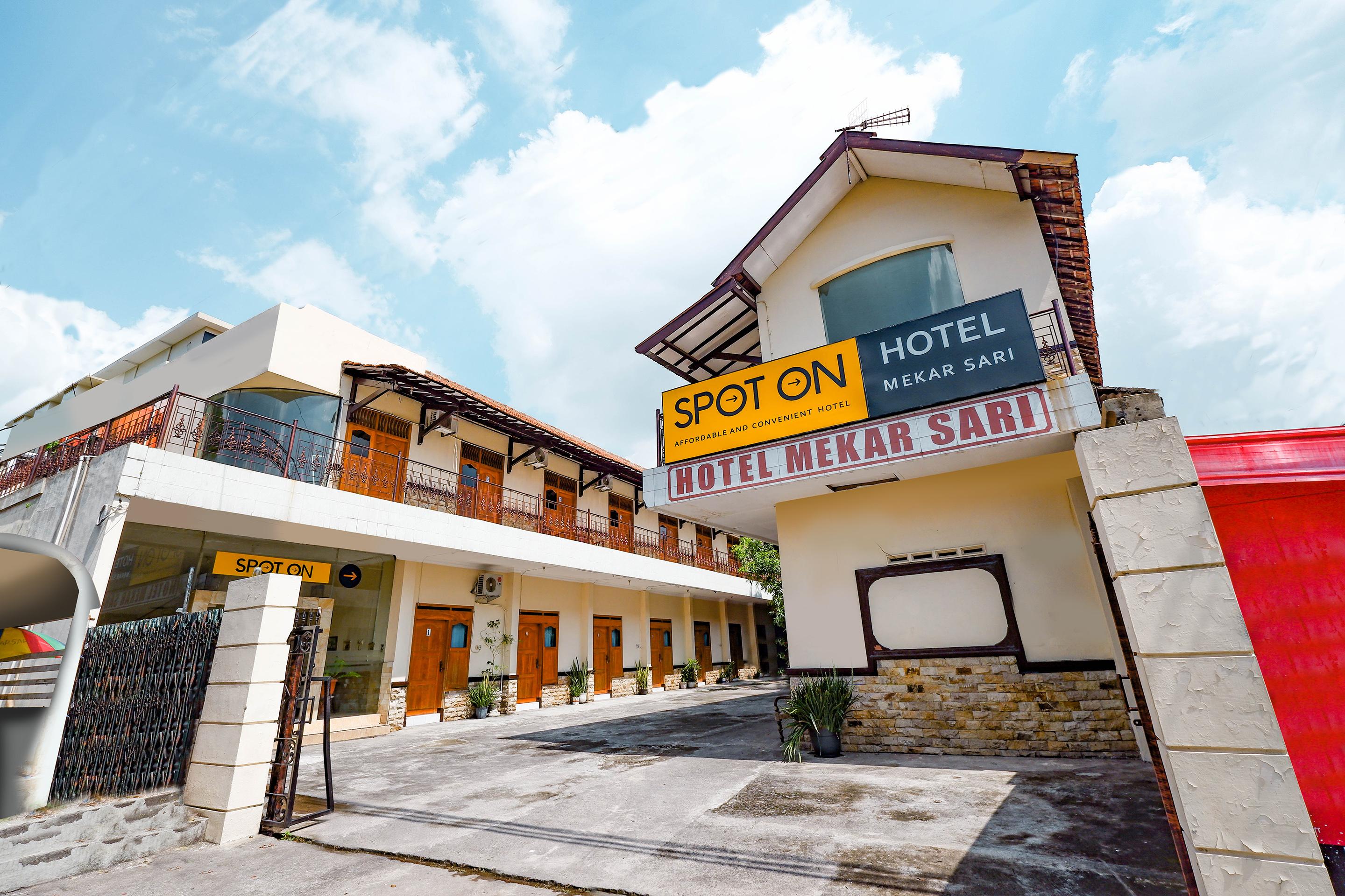 Spot On 2011 Hotel Mekar Sari Surakarta  Экстерьер фото
