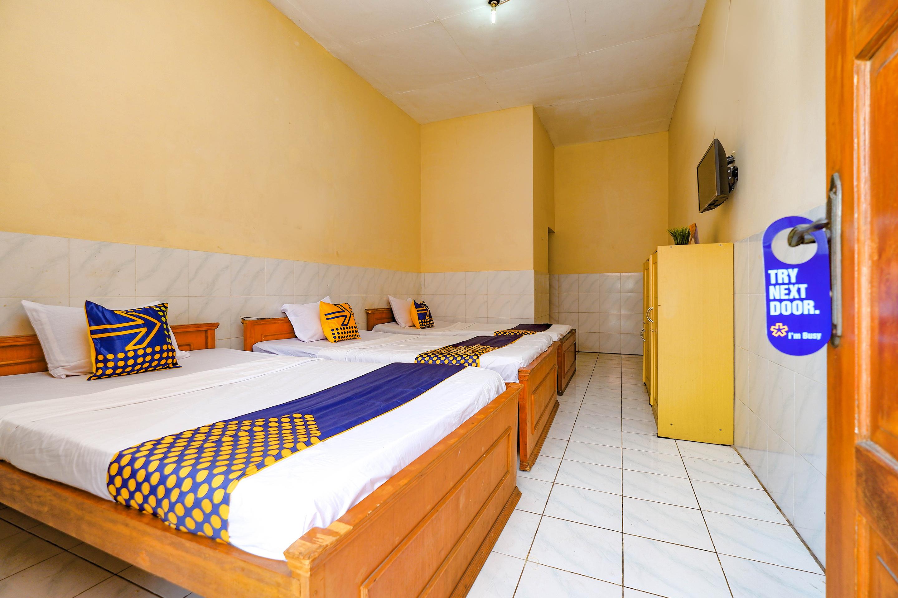 Spot On 2011 Hotel Mekar Sari Surakarta  Экстерьер фото